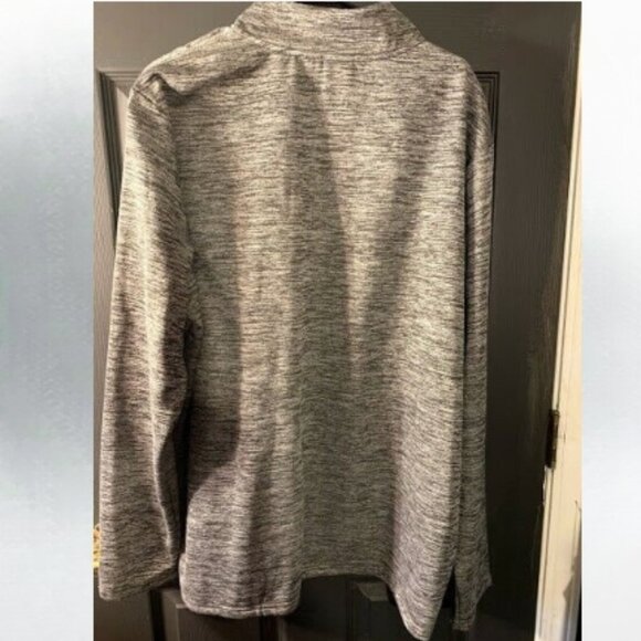 Marvel men's size XXL Gray and white long sleeved punisher top - Picture 3 of 3